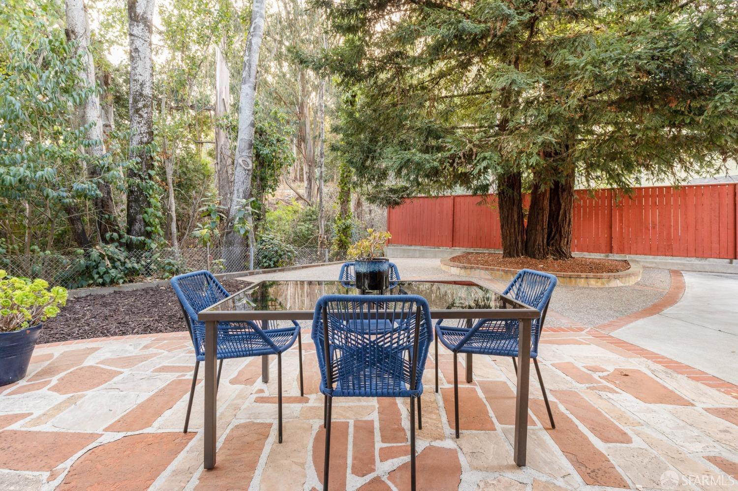 401 Cunningham Way