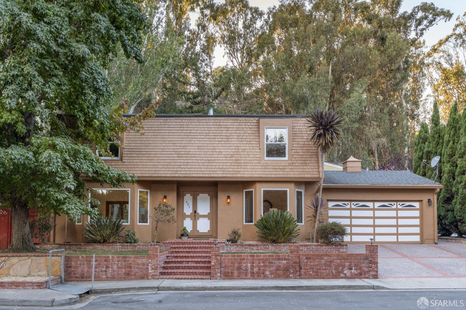 401 Cunningham Way