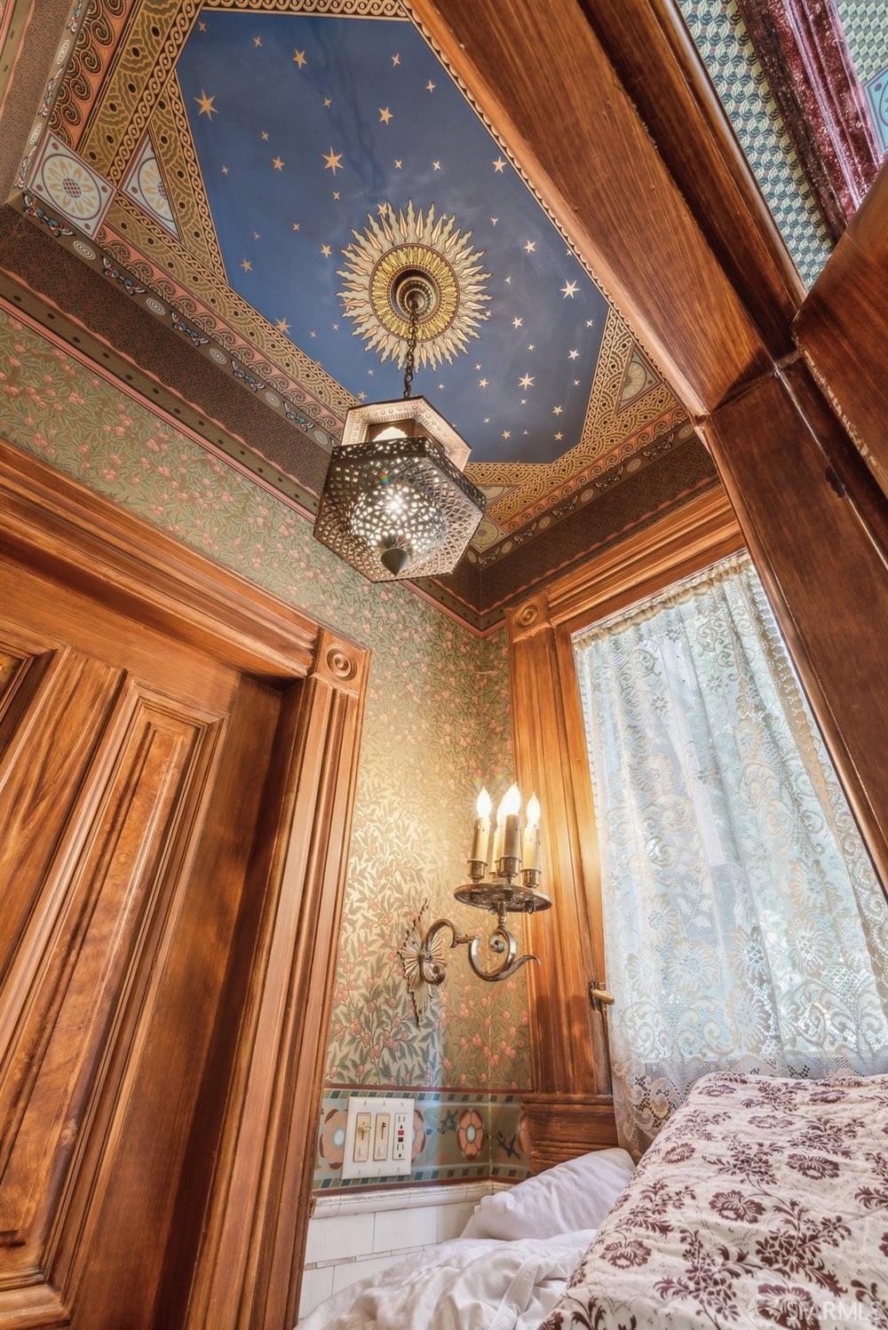 1057 Steiner Street