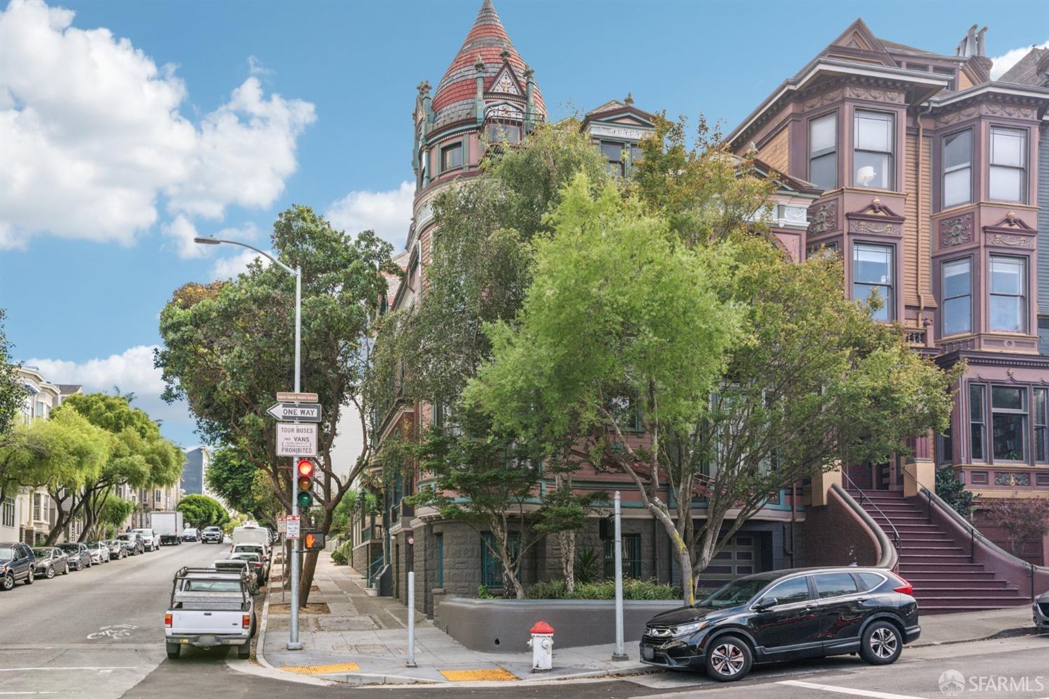 1057 Steiner Street