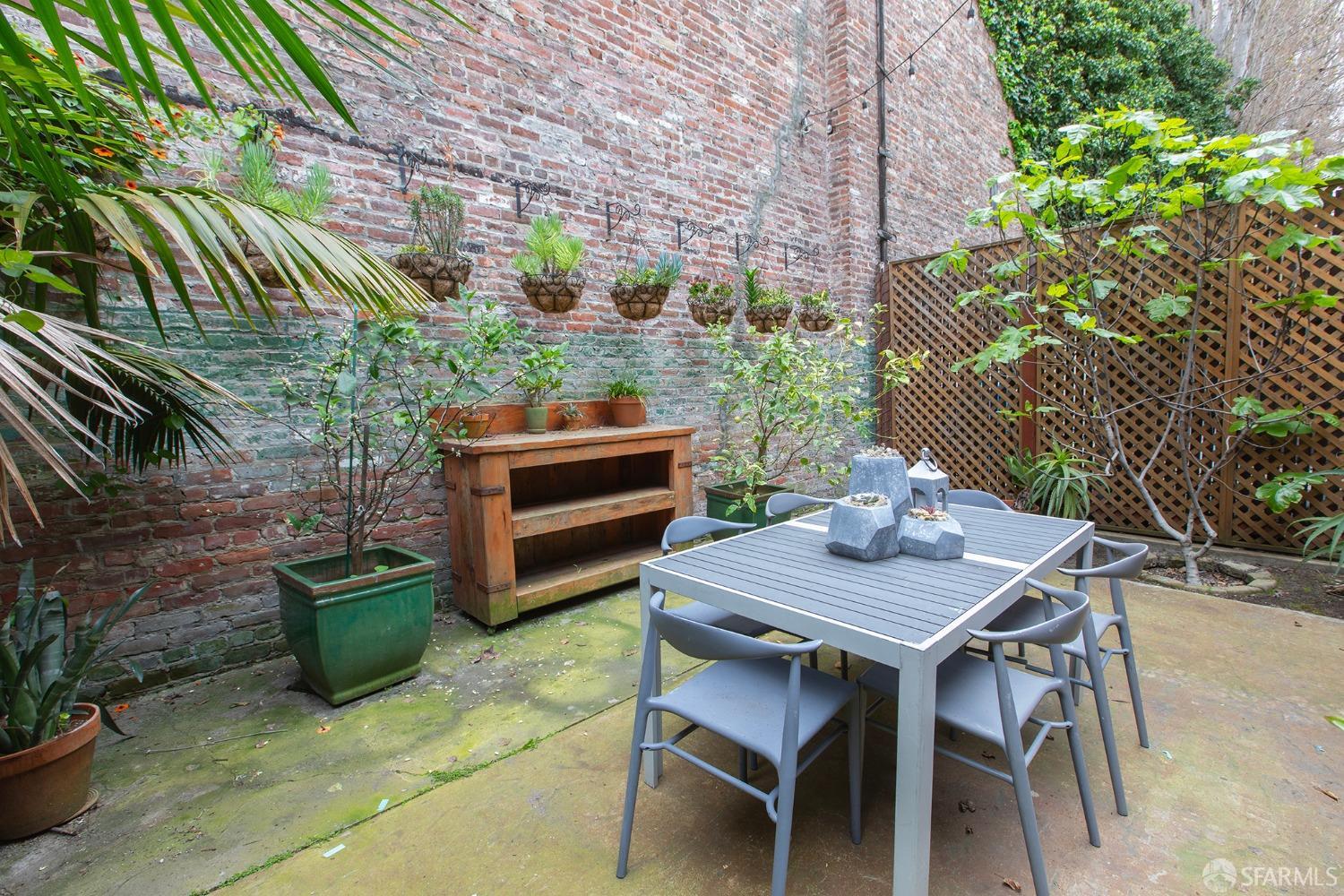 160 Langton Street