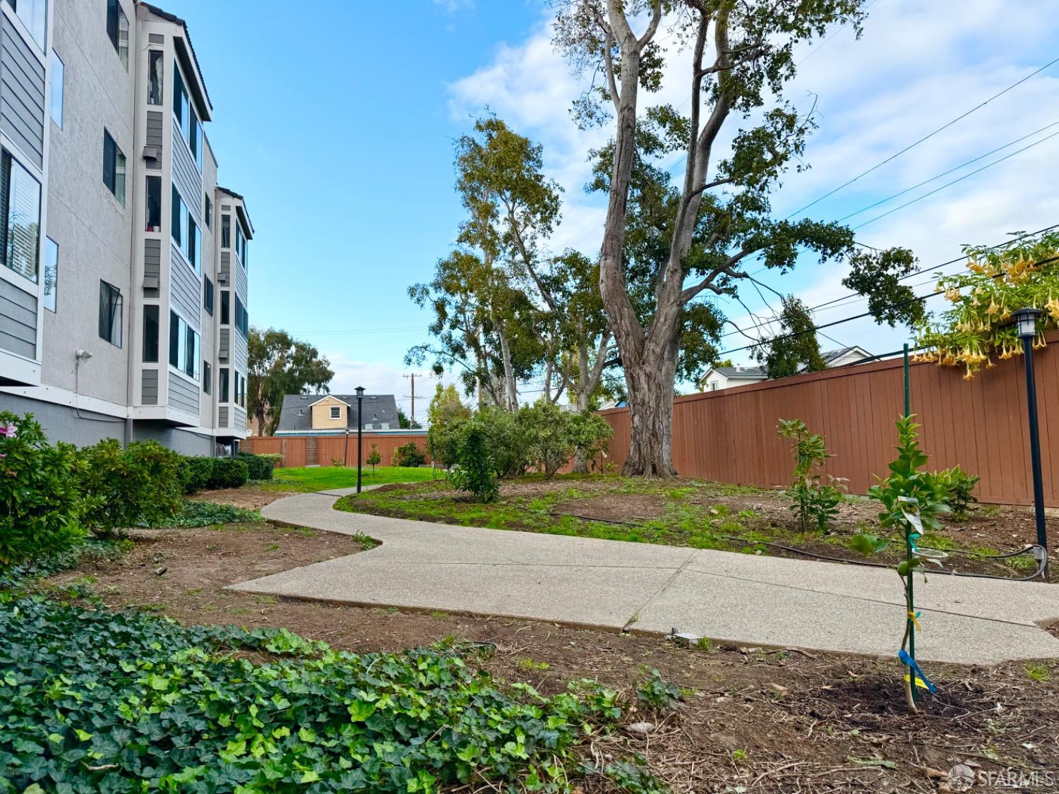 240 N Bayshore Boulevard # 203