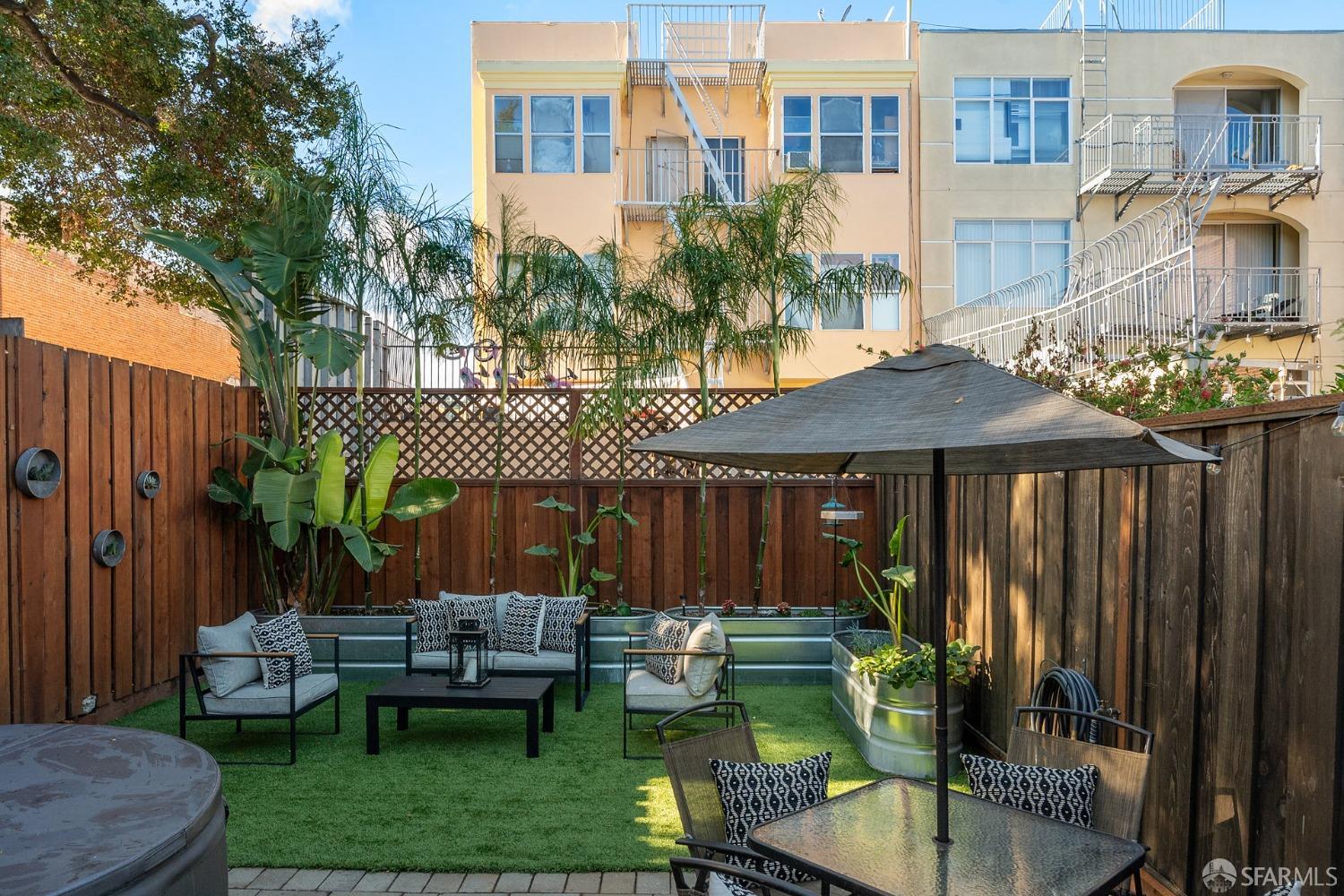436 Capp Street