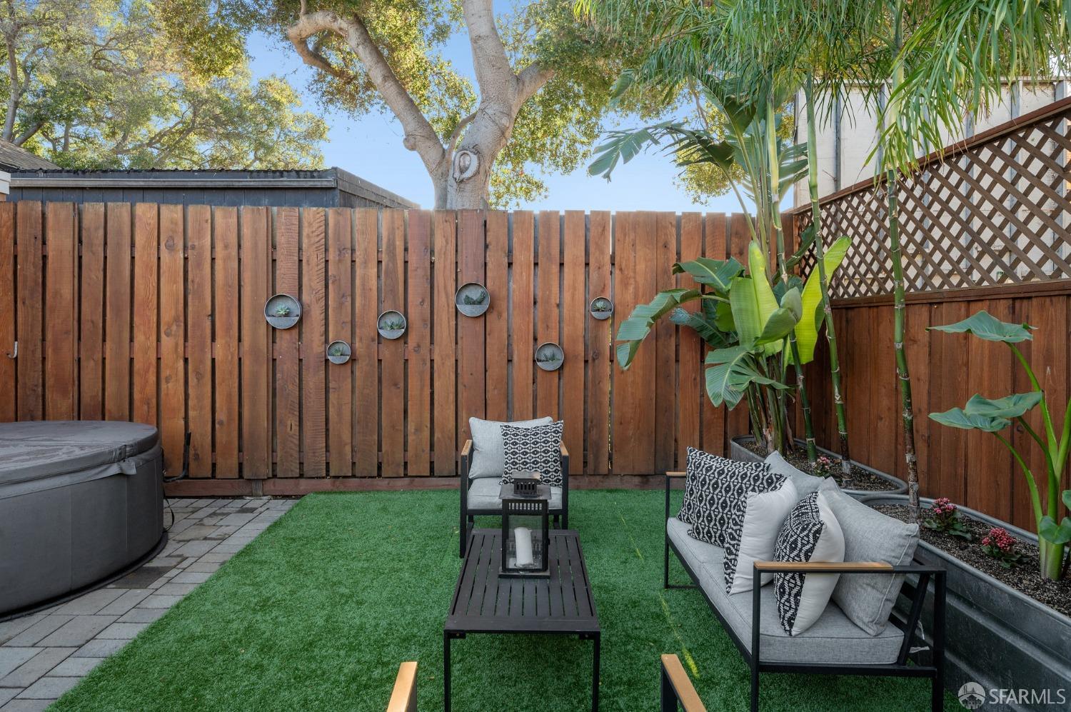 436 Capp Street
