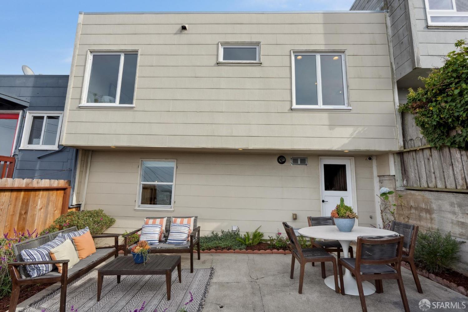 495 Bright Street