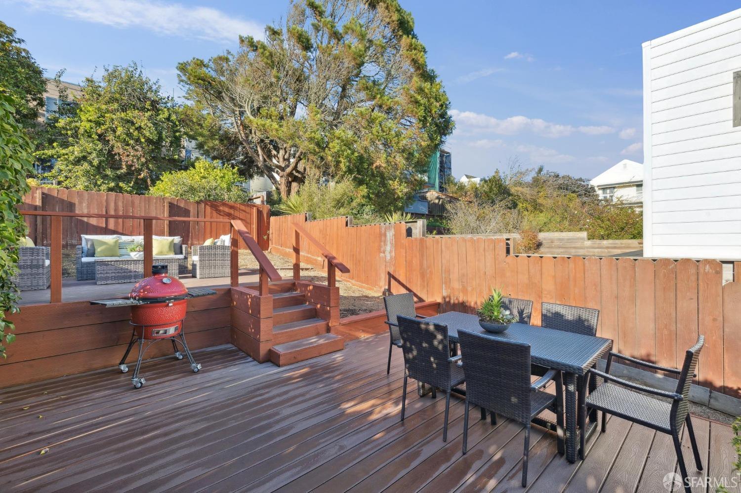 452 Chenery Street