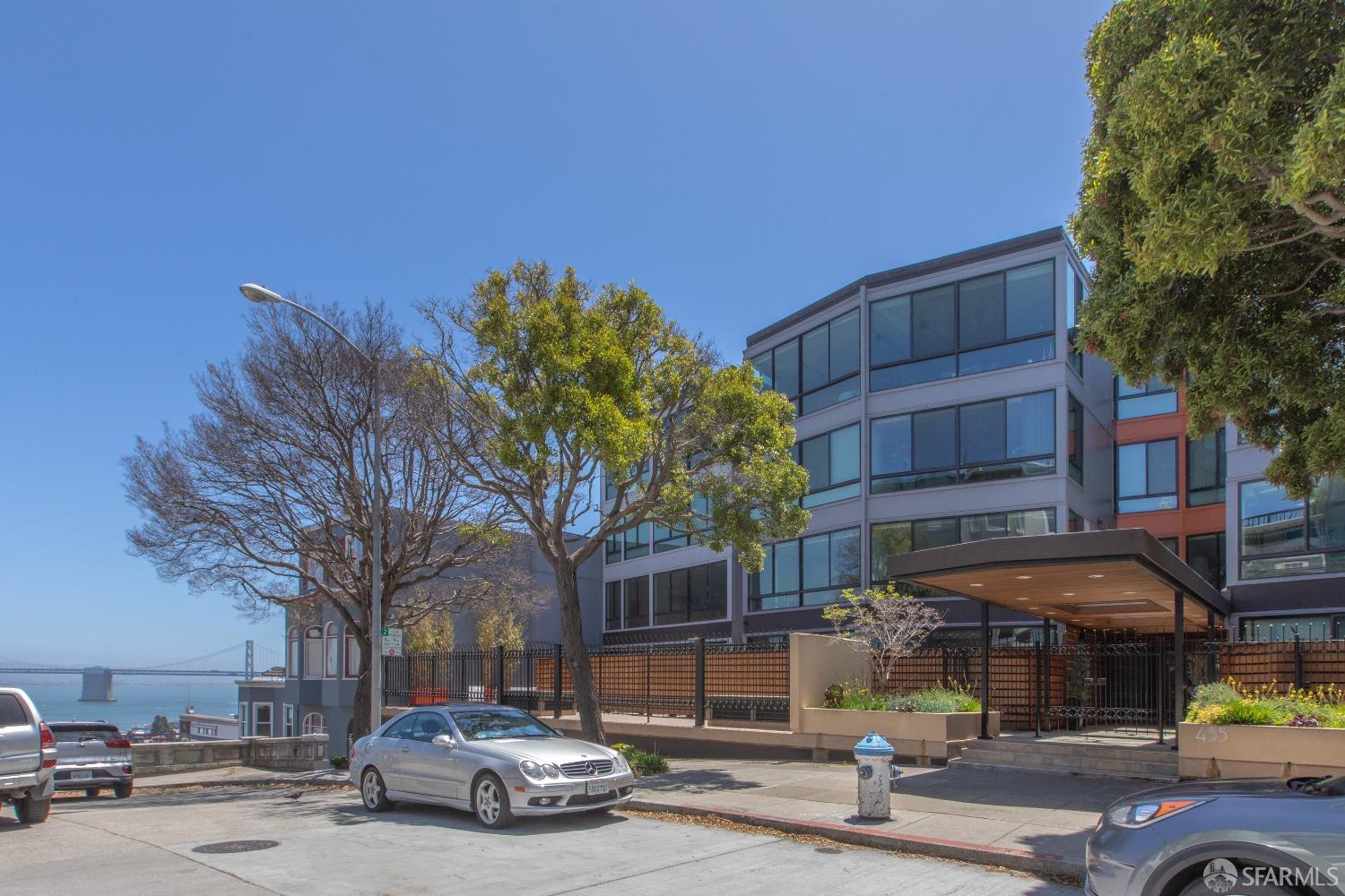 455 Vallejo Street # 105