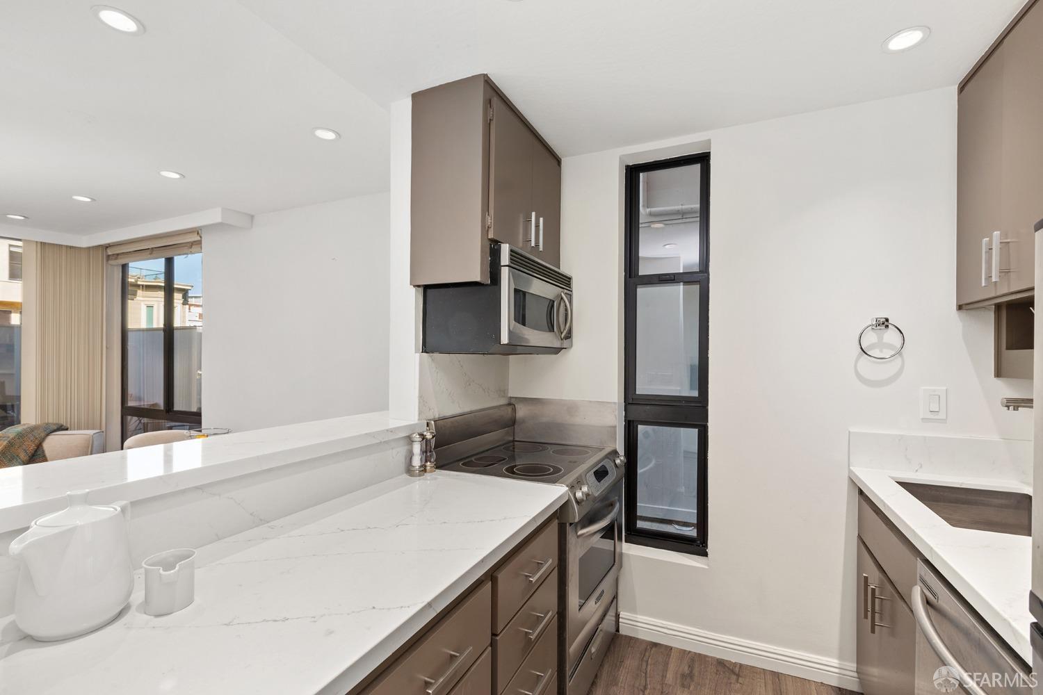 455 Vallejo Street # 105
