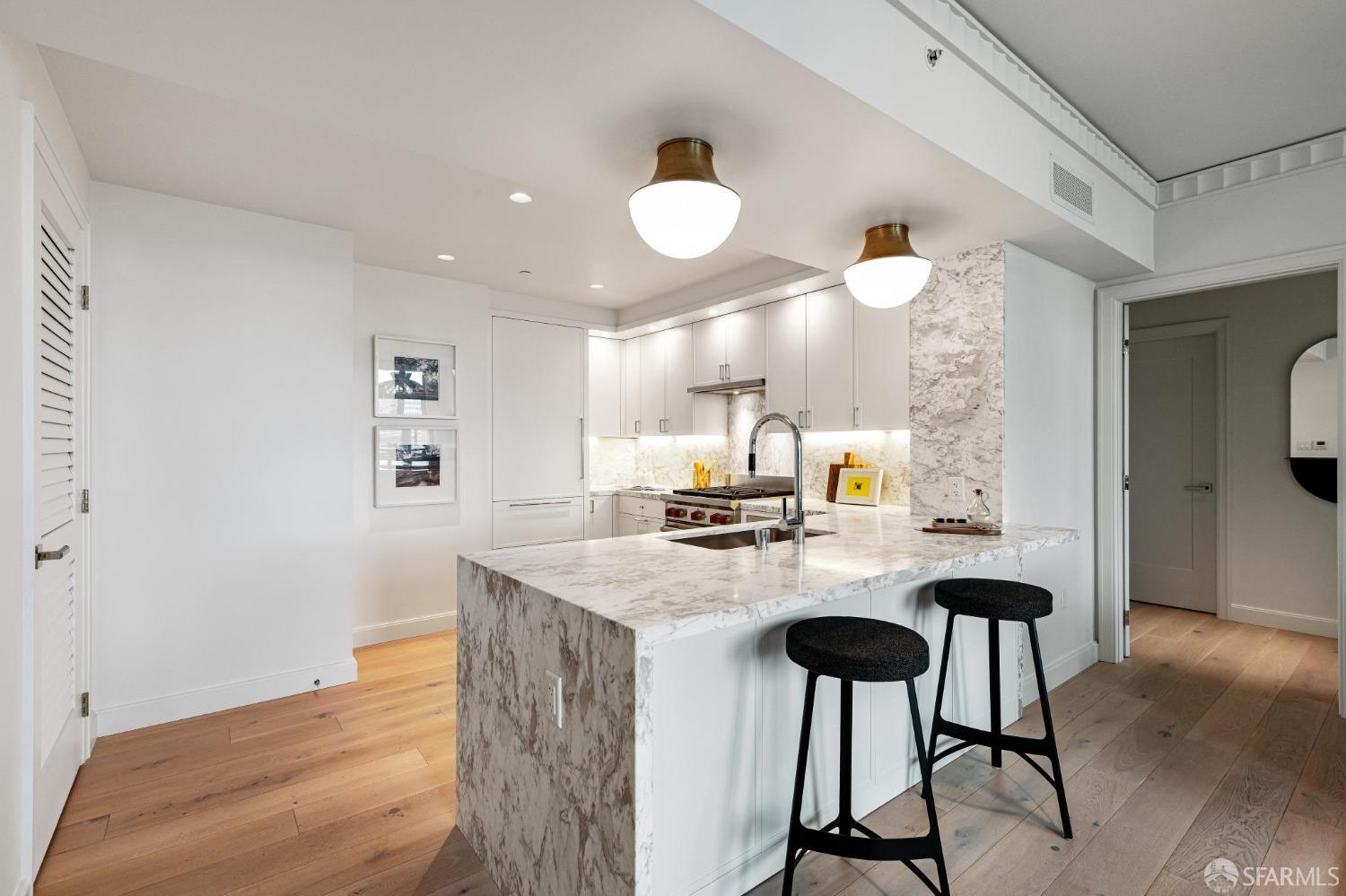 875 California Street # 604