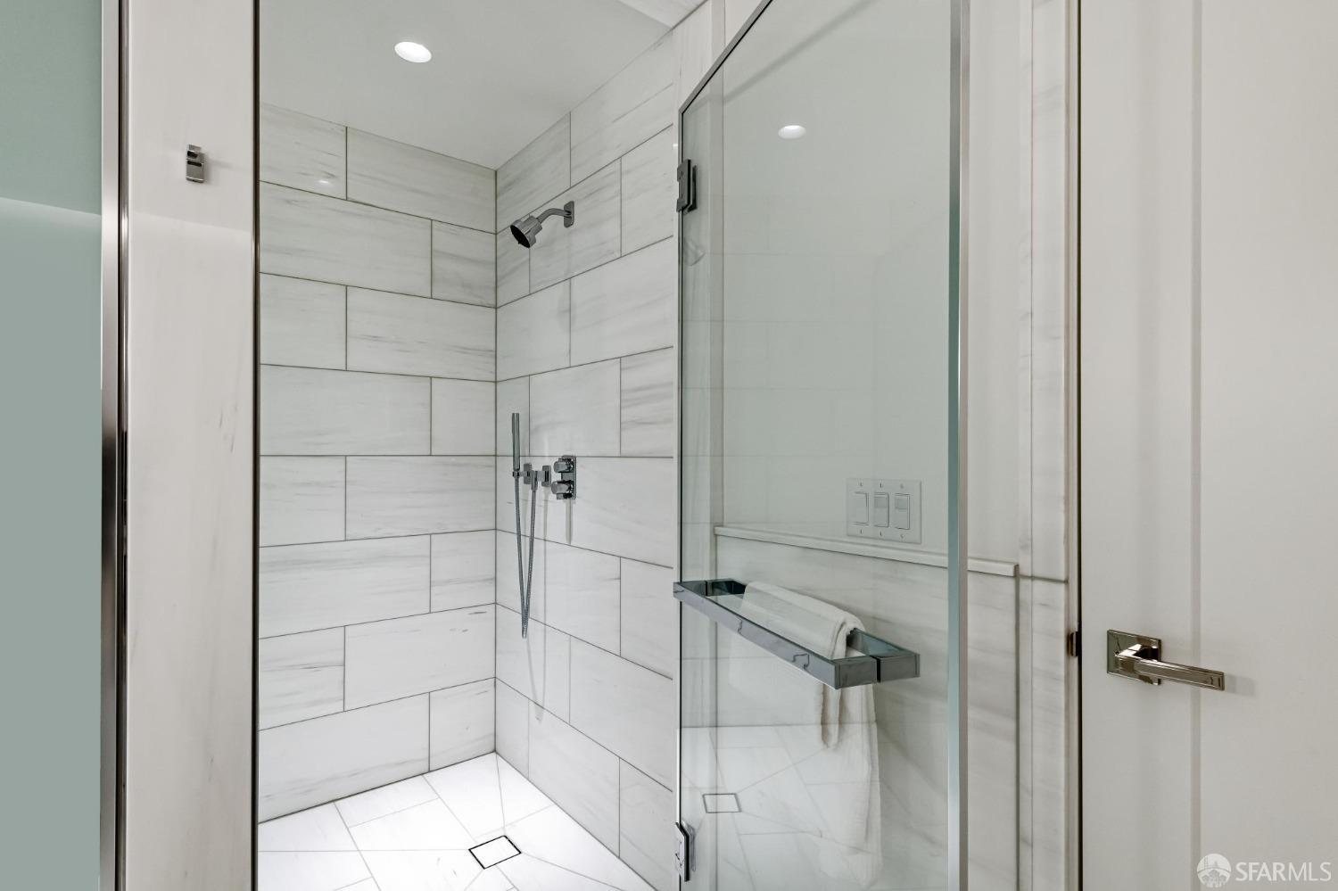 875 California Street # 604
