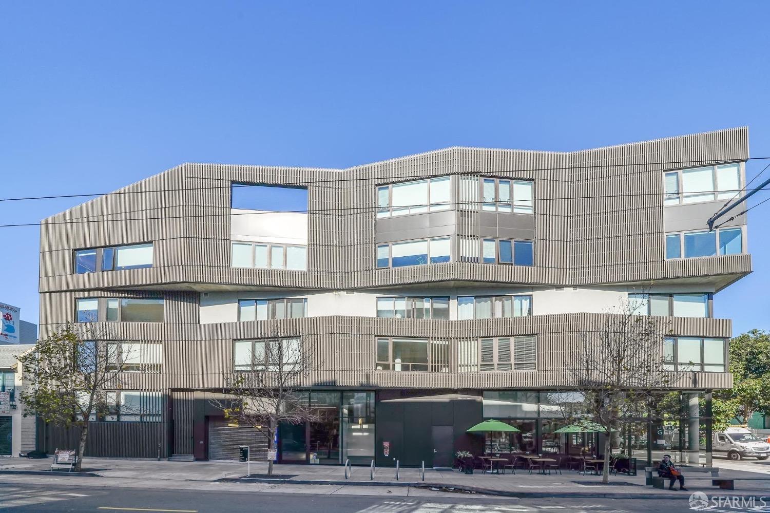 400 Grove Street # 209