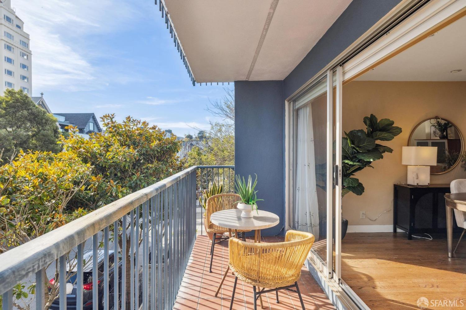 2410 Pacific Avenue # 3