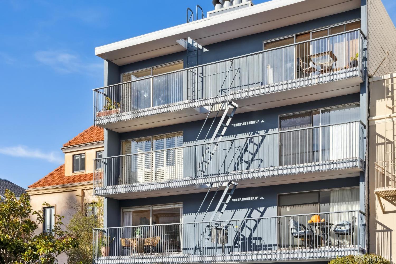 2410 Pacific Avenue # 3