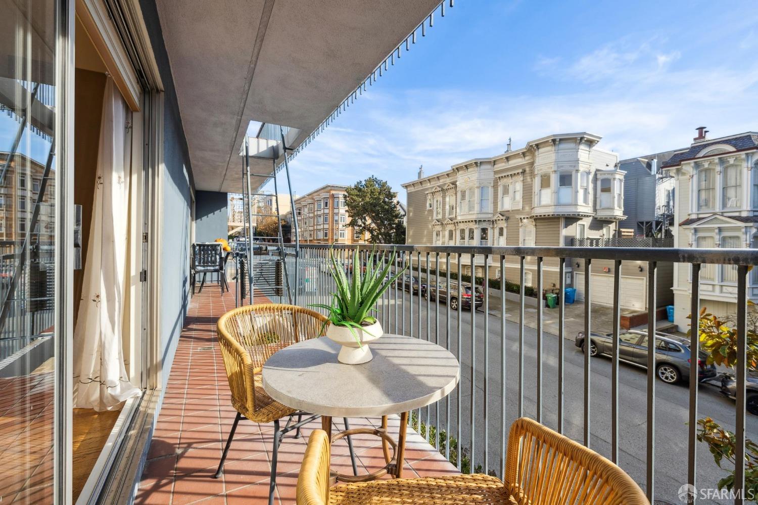 2410 Pacific Avenue # 3