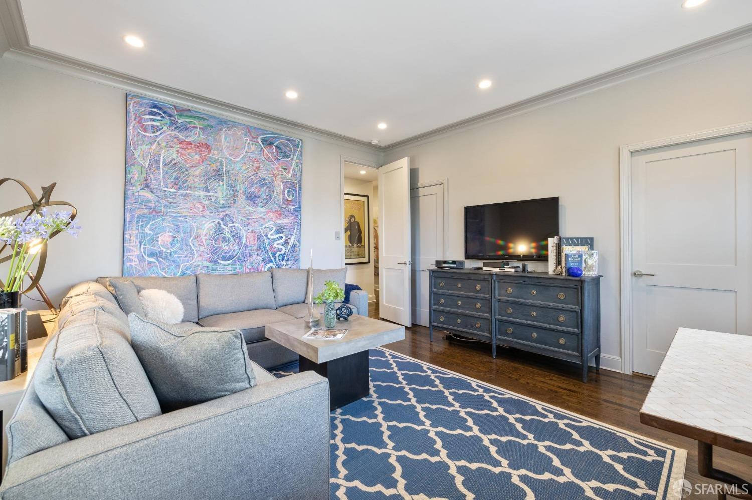 2121 Broadway Street # 3
