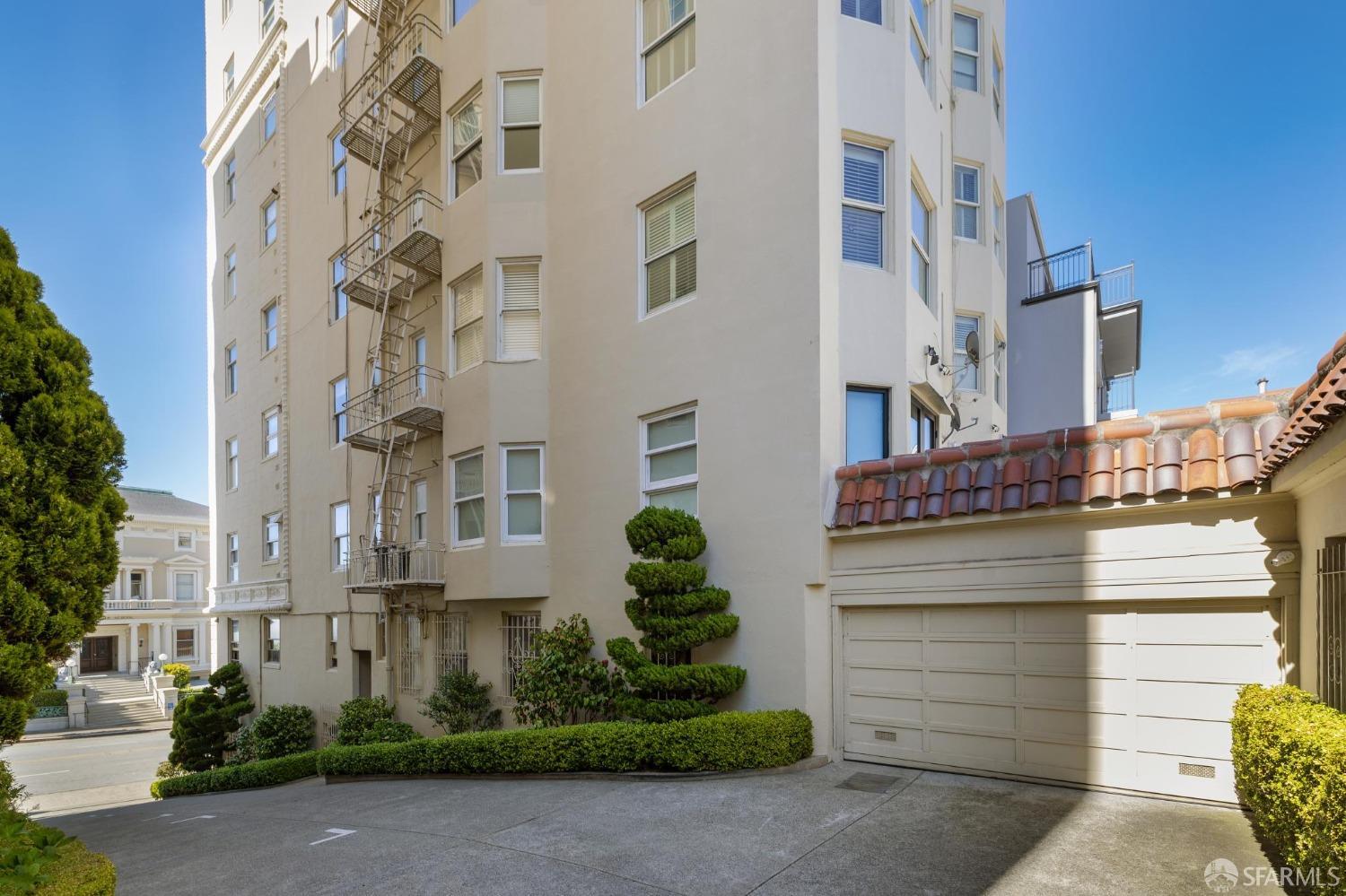 2121 Broadway Street # 3