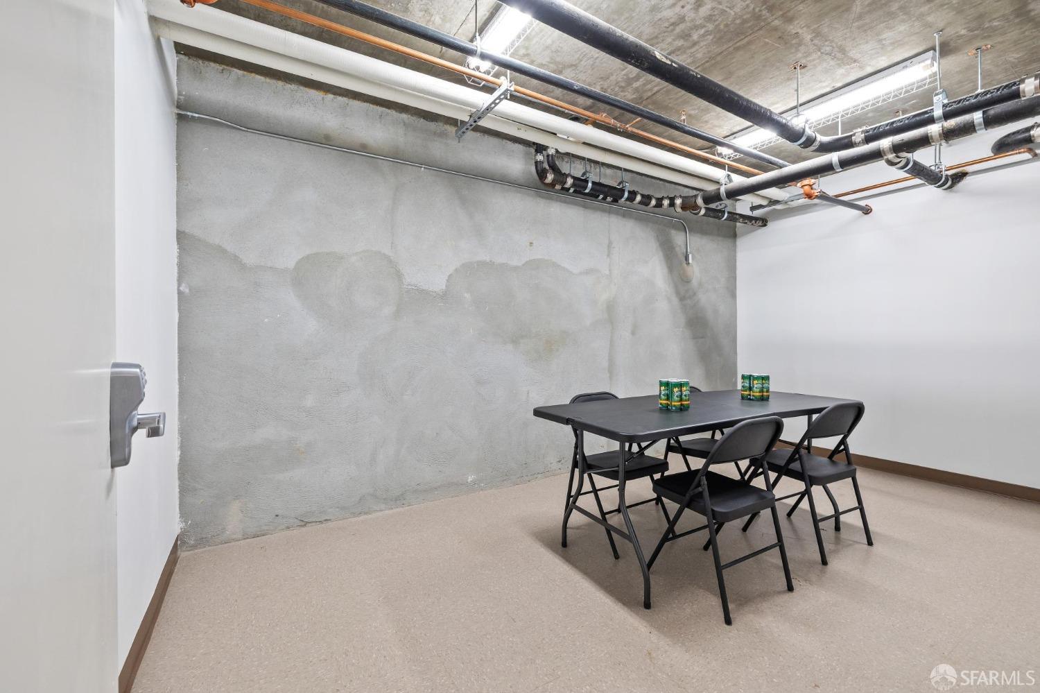 451 Kansas Street # 547