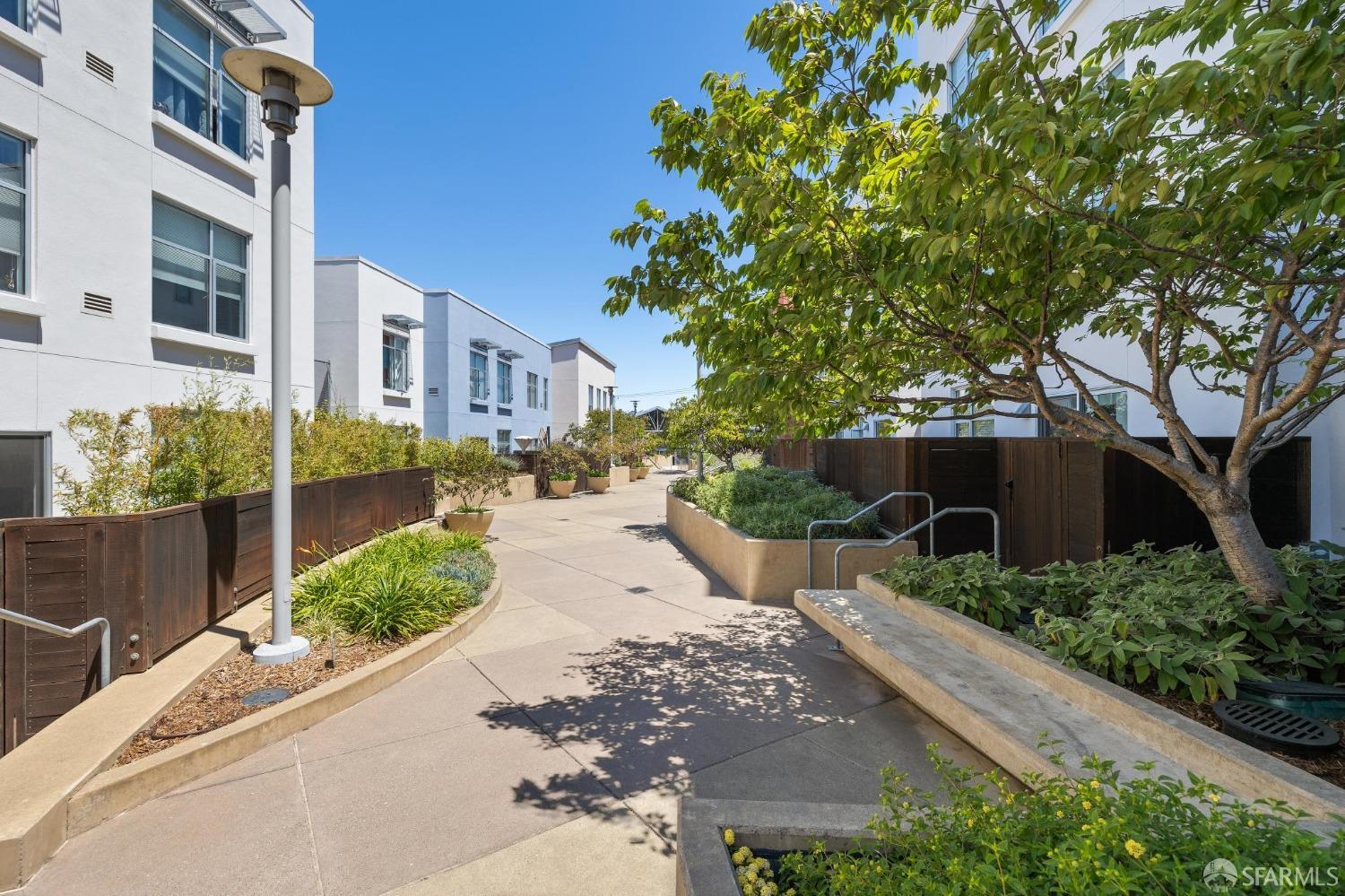 451 Kansas Street # 547