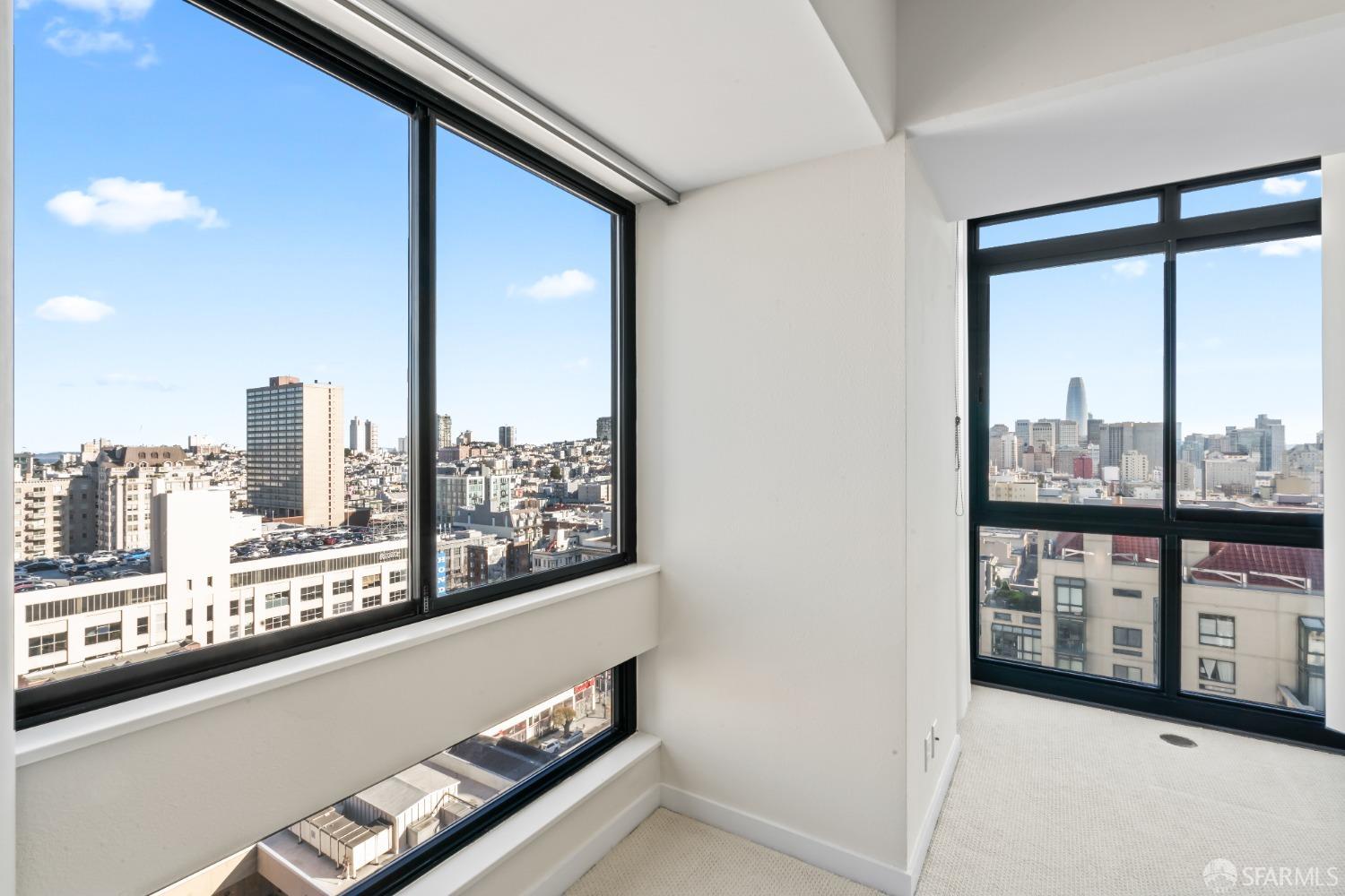 1 Daniel Burnham Court # 1412