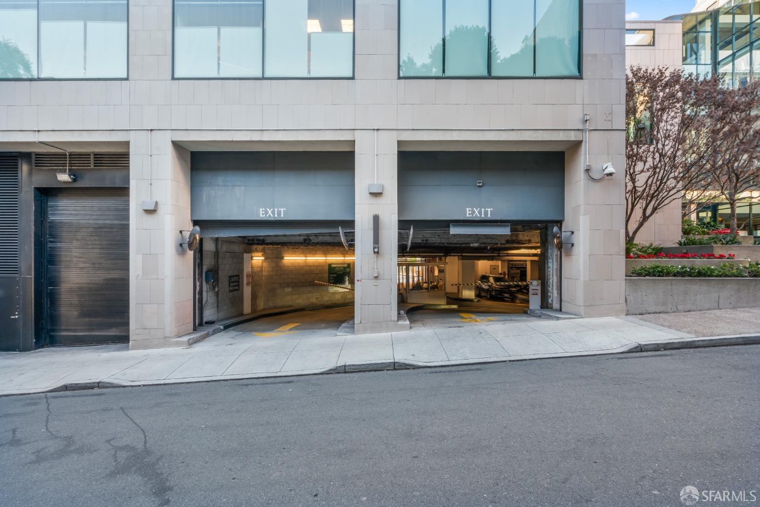 1 Daniel Burnham Court # 1412
