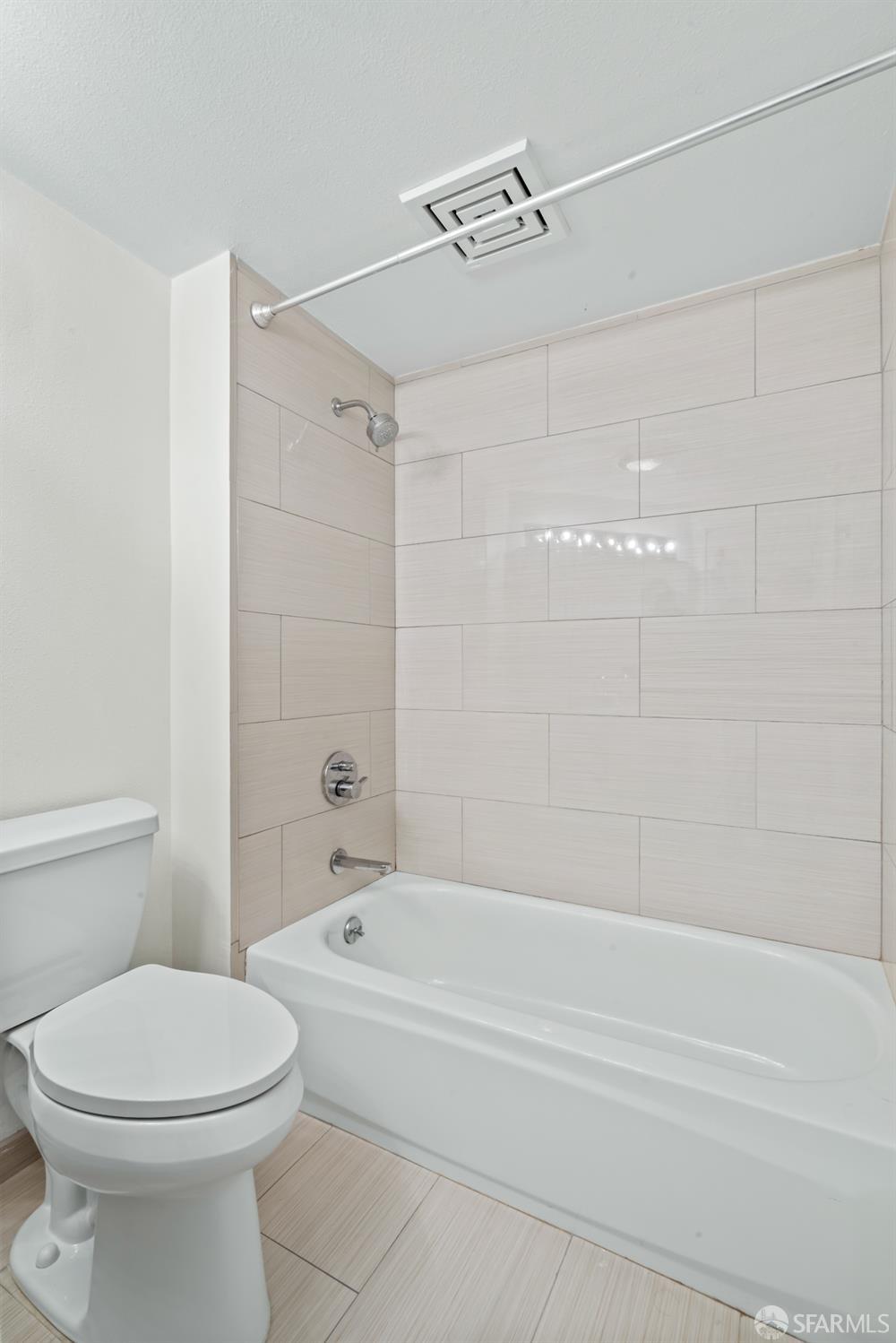 1 Daniel Burnham Court # 1412