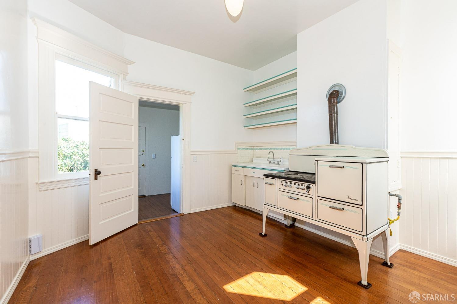 590 5th Avenue # 592