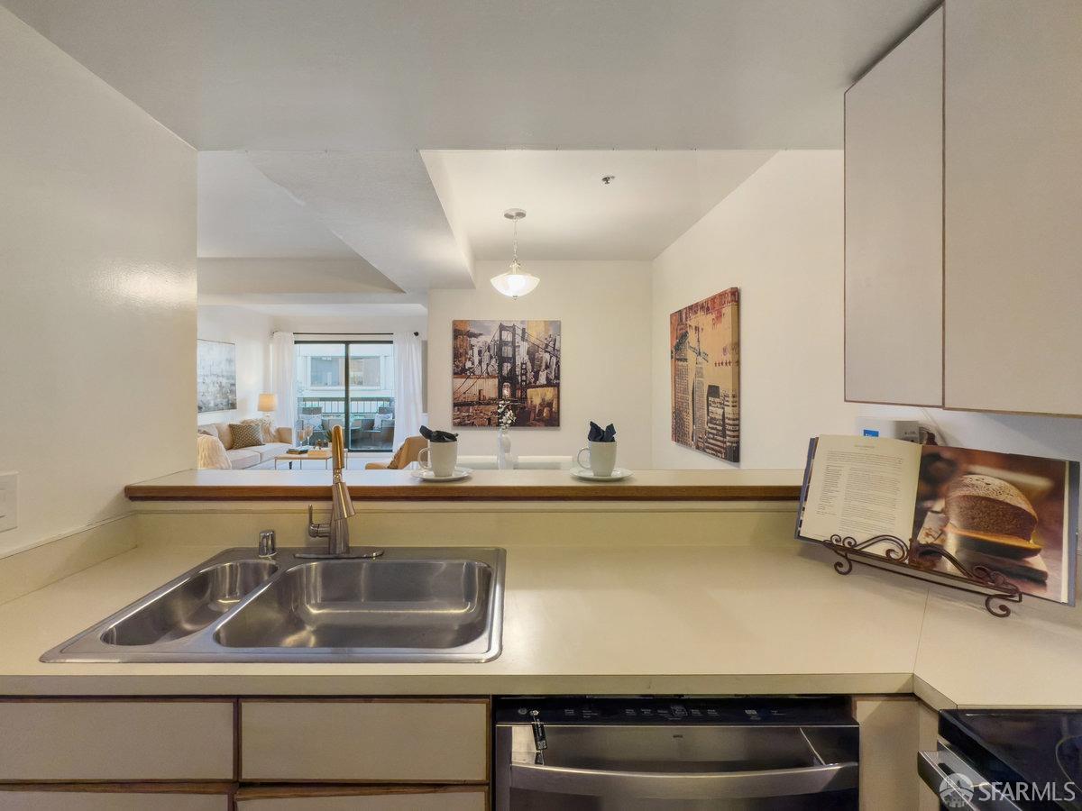 601 Van Ness Avenue # 209
