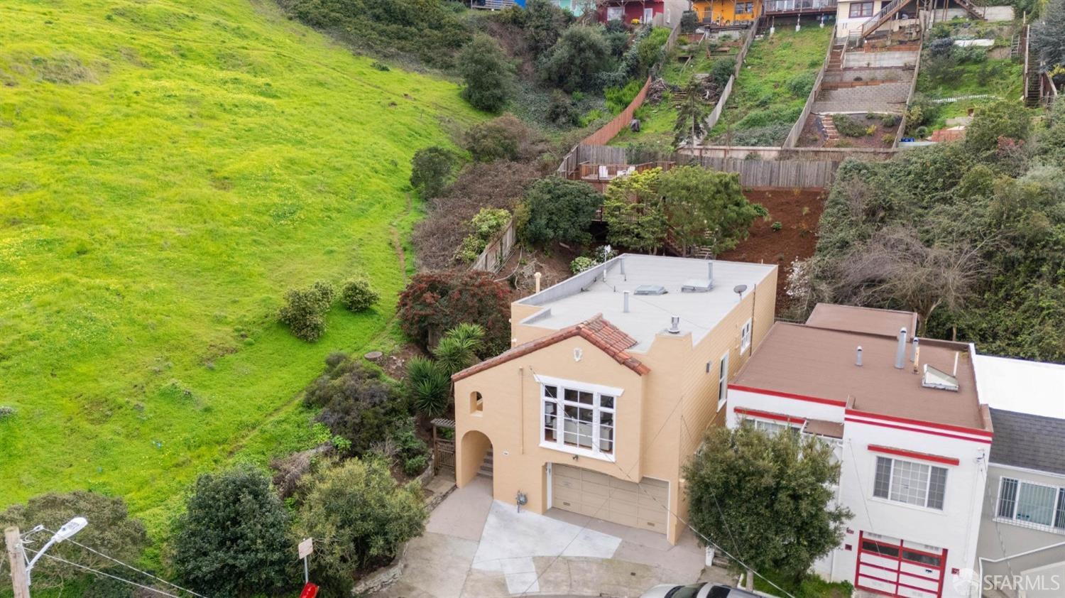 1919 Quesada Avenue