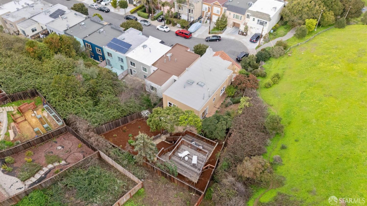 1919 Quesada Avenue