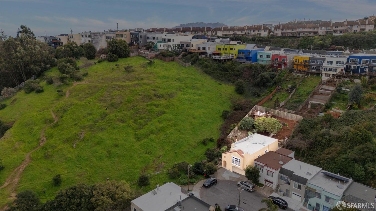 1919 Quesada Avenue