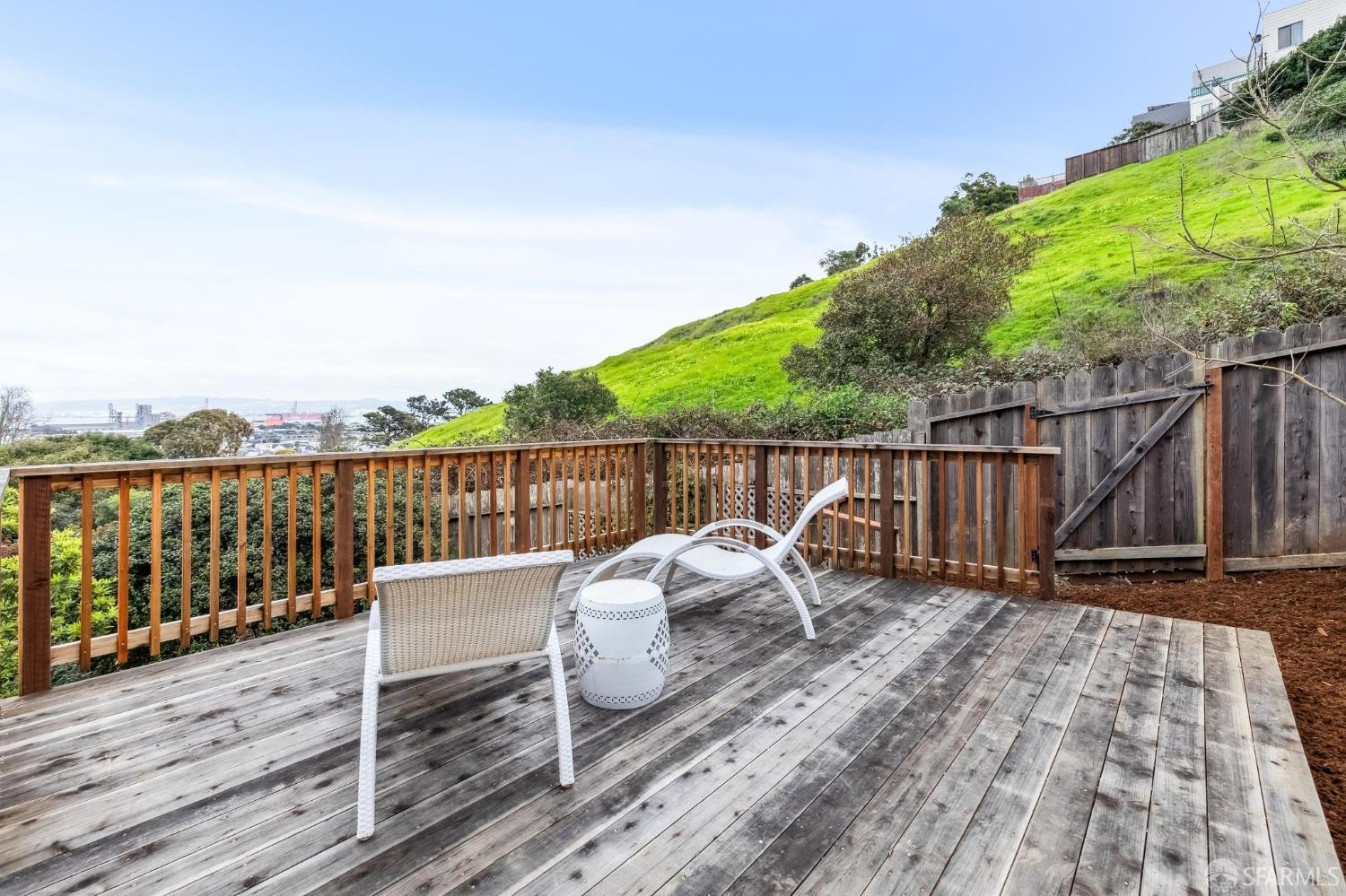 1919 Quesada Avenue