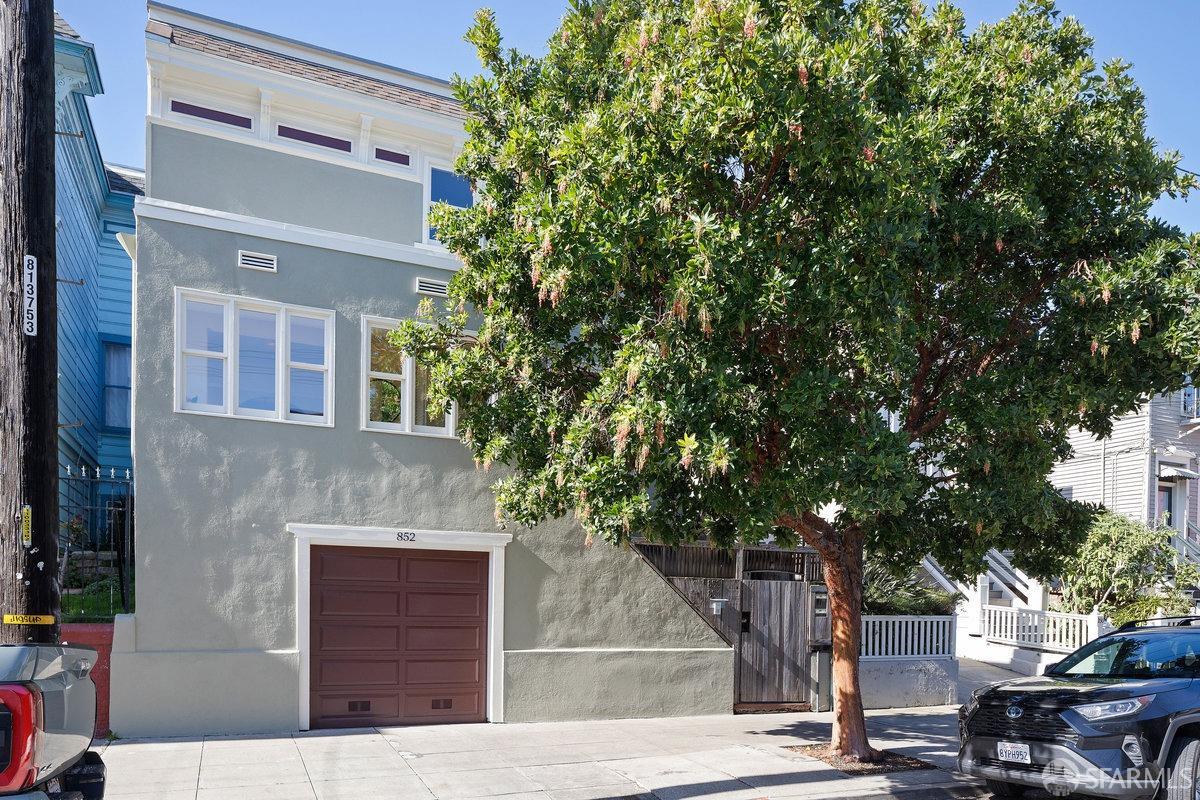 852 Treat Avenue