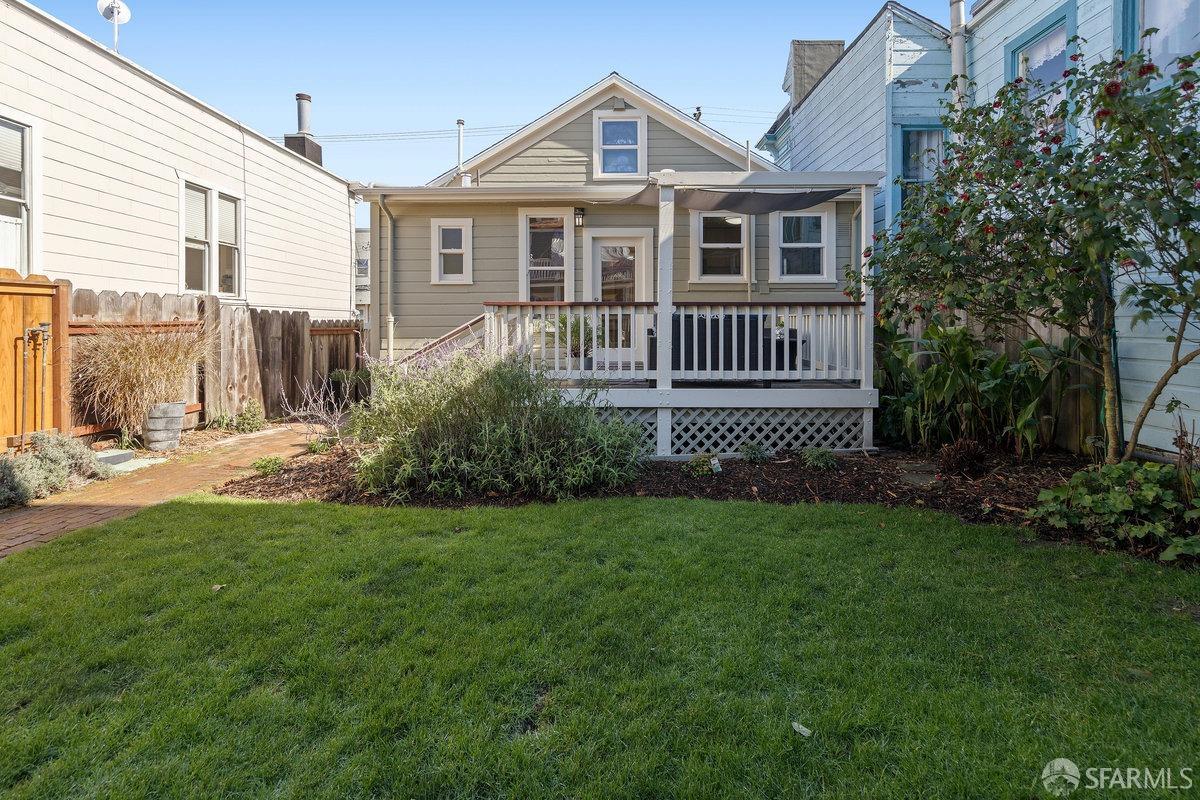 852 Treat Avenue