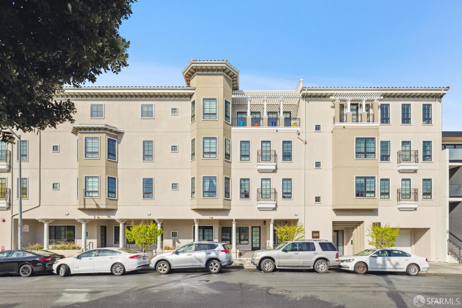 369 18th Avenue # 404