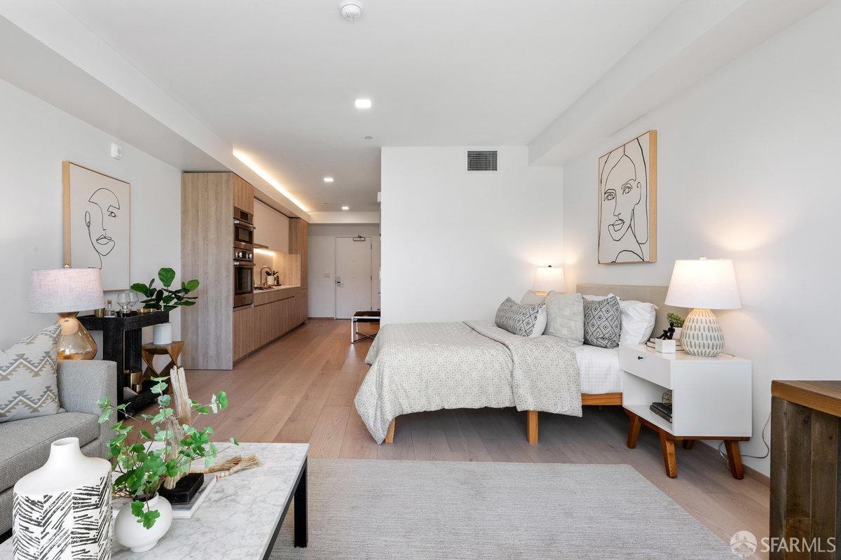 2238 Market Street # 308