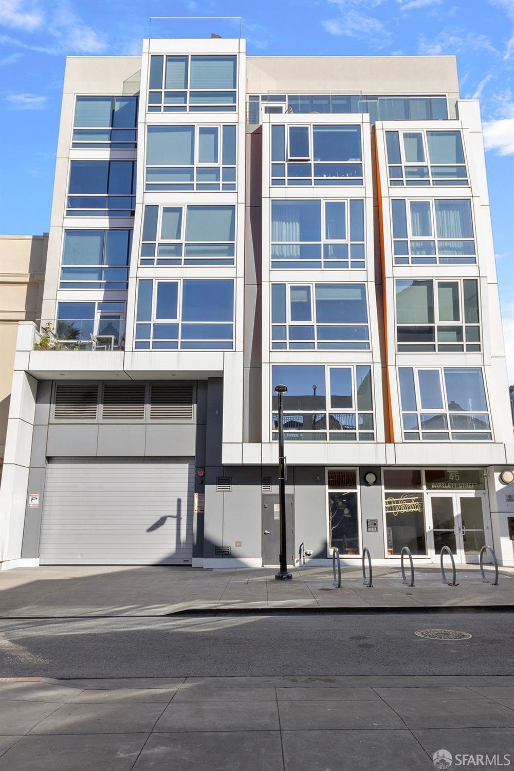 45 Bartlett Street # 607