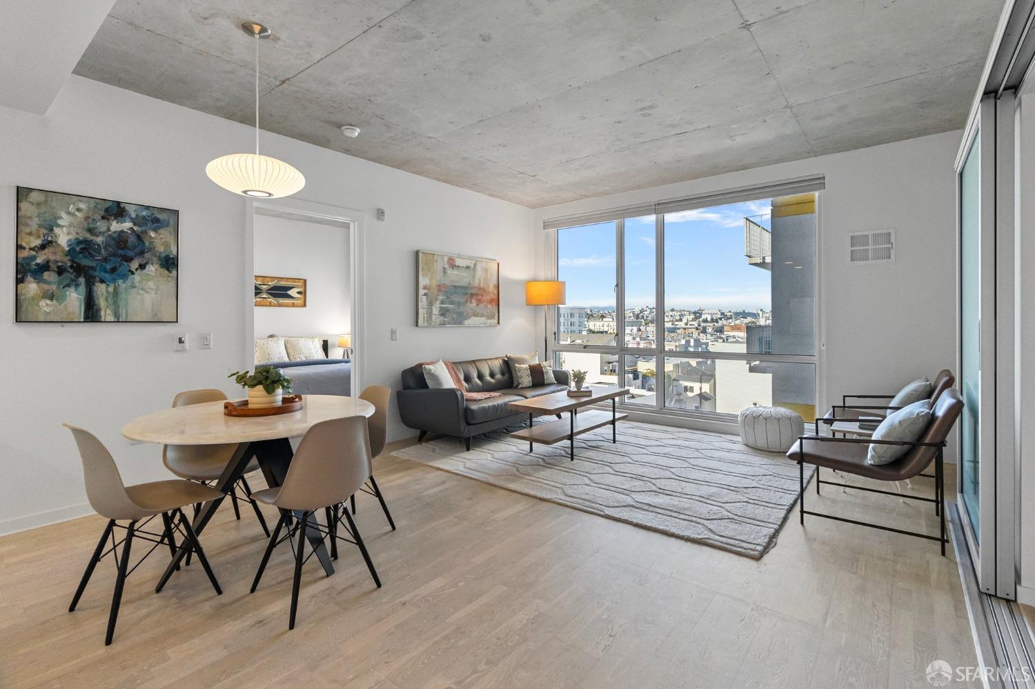 45 Bartlett Street # 607