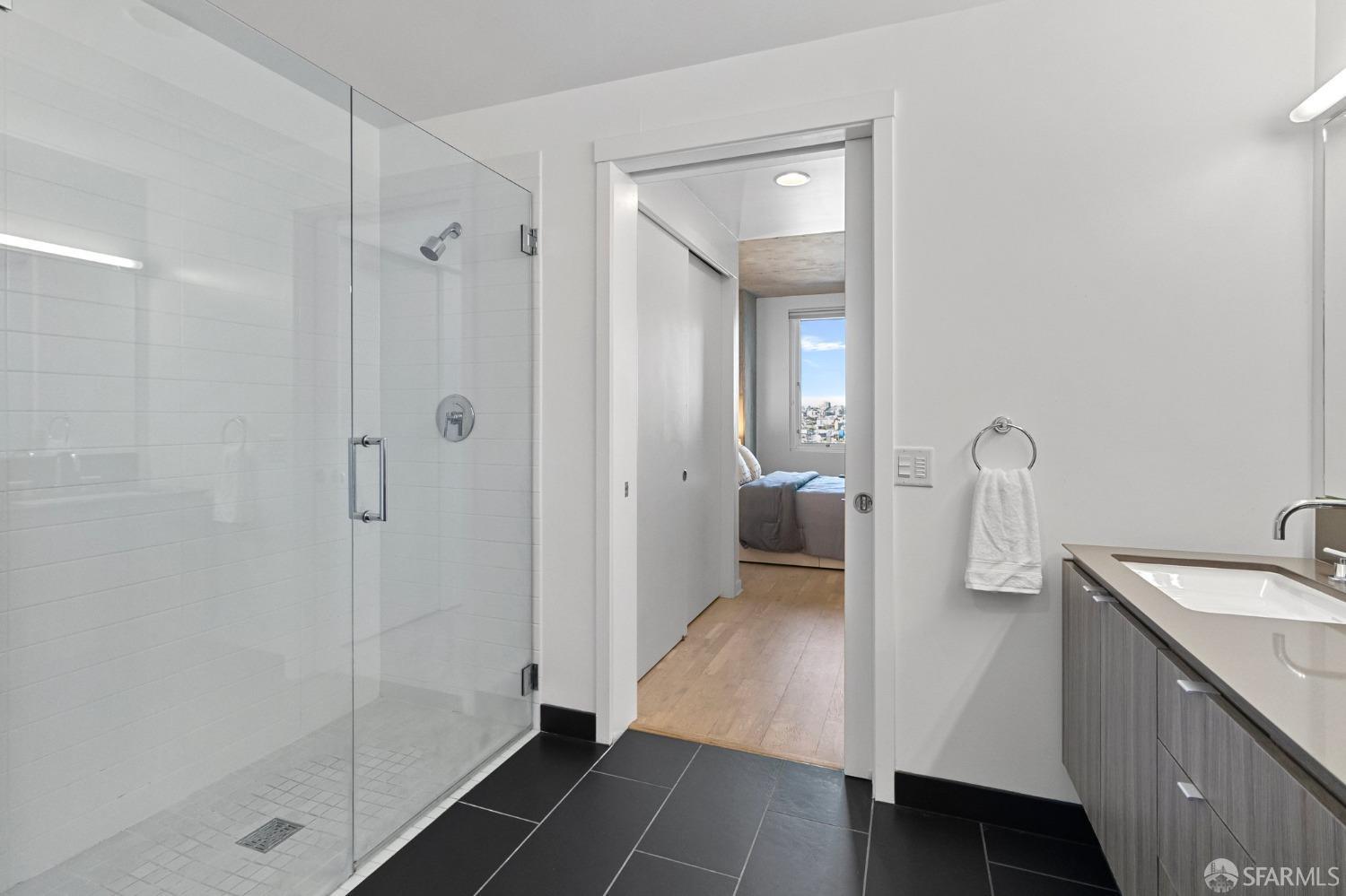 45 Bartlett Street # 607