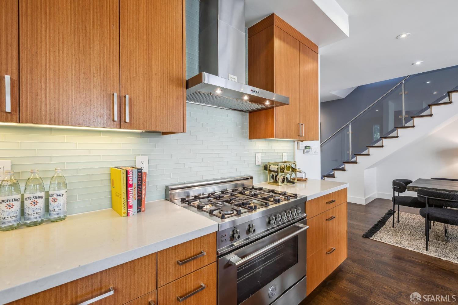1017 Greenwich Street