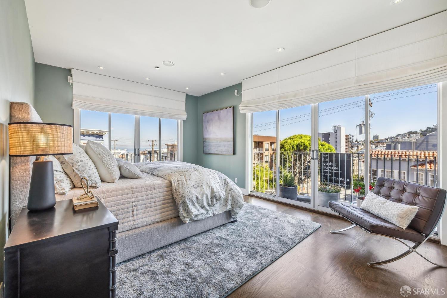 1017 Greenwich Street