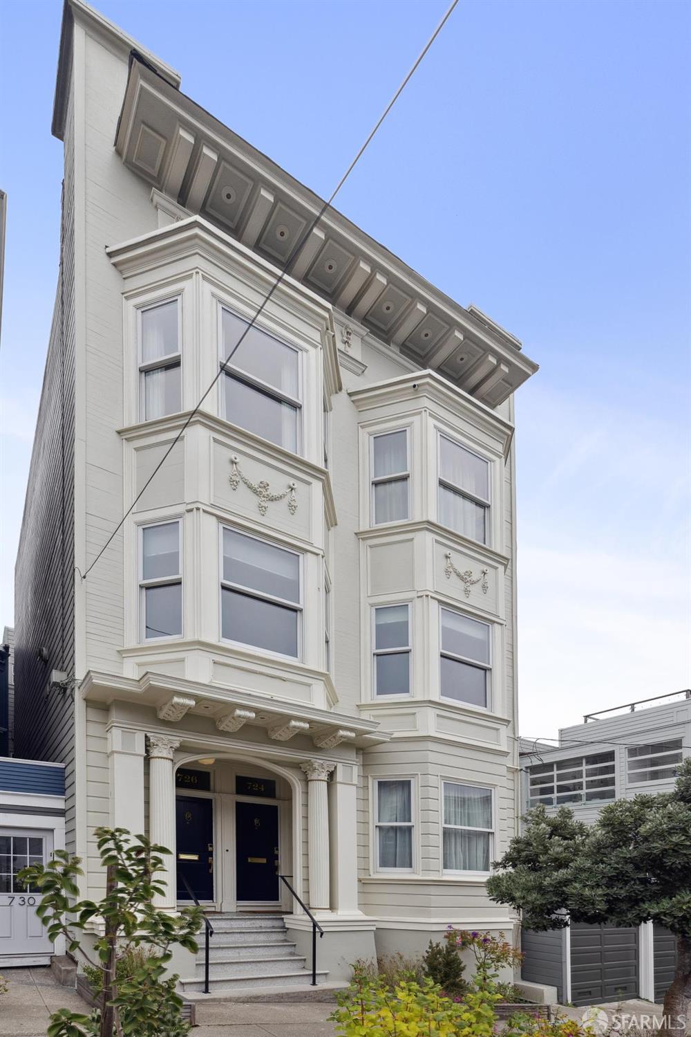 726 Lyon Street