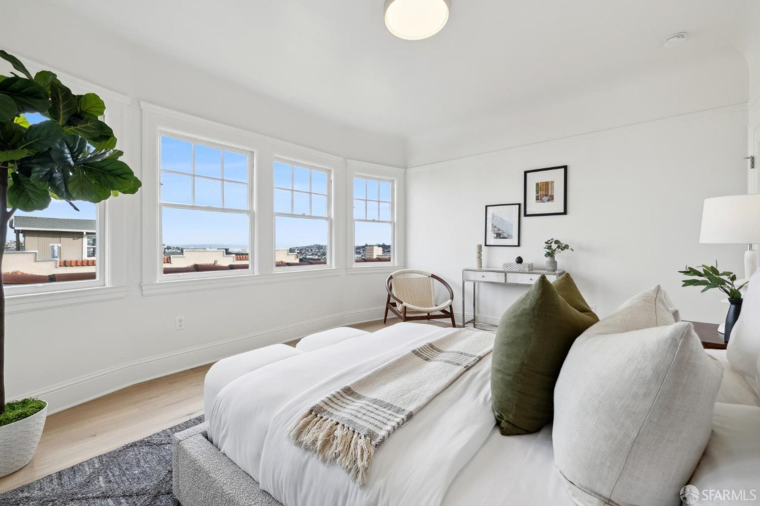 2 Fair Oaks Street # 4