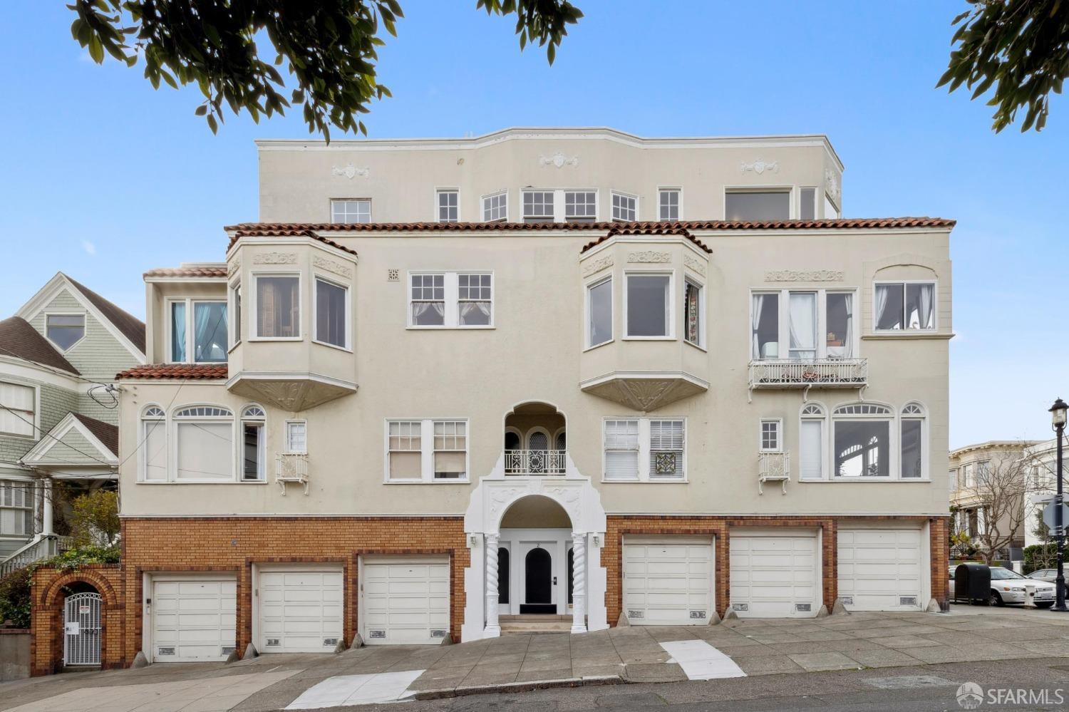 2 Fair Oaks Street # 4