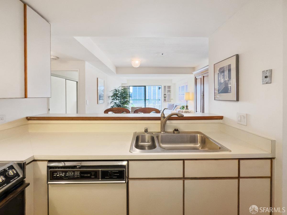 601 Van Ness Avenue # 701
