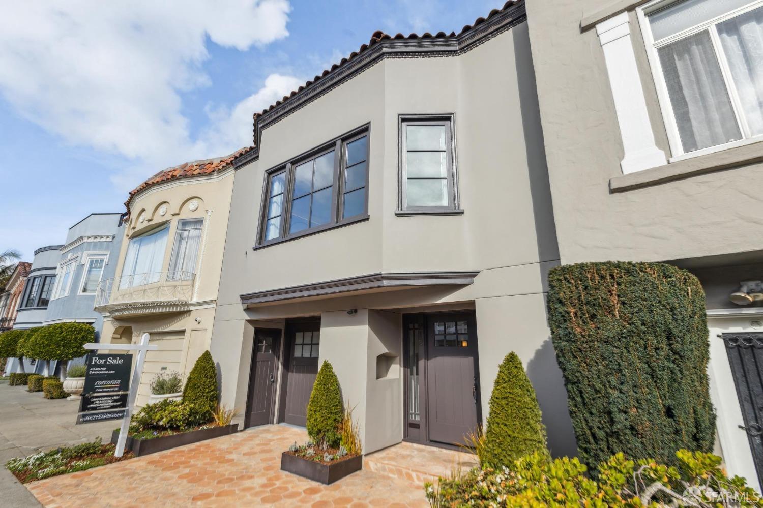 212 Avila Street