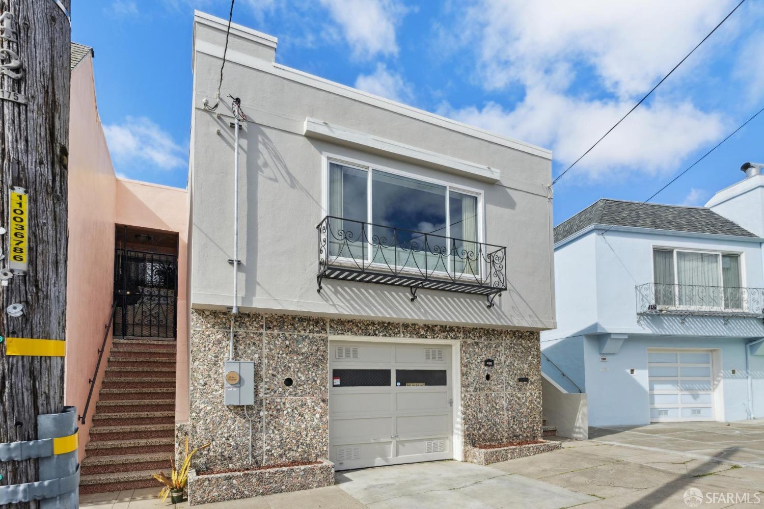 416 Elmira Street