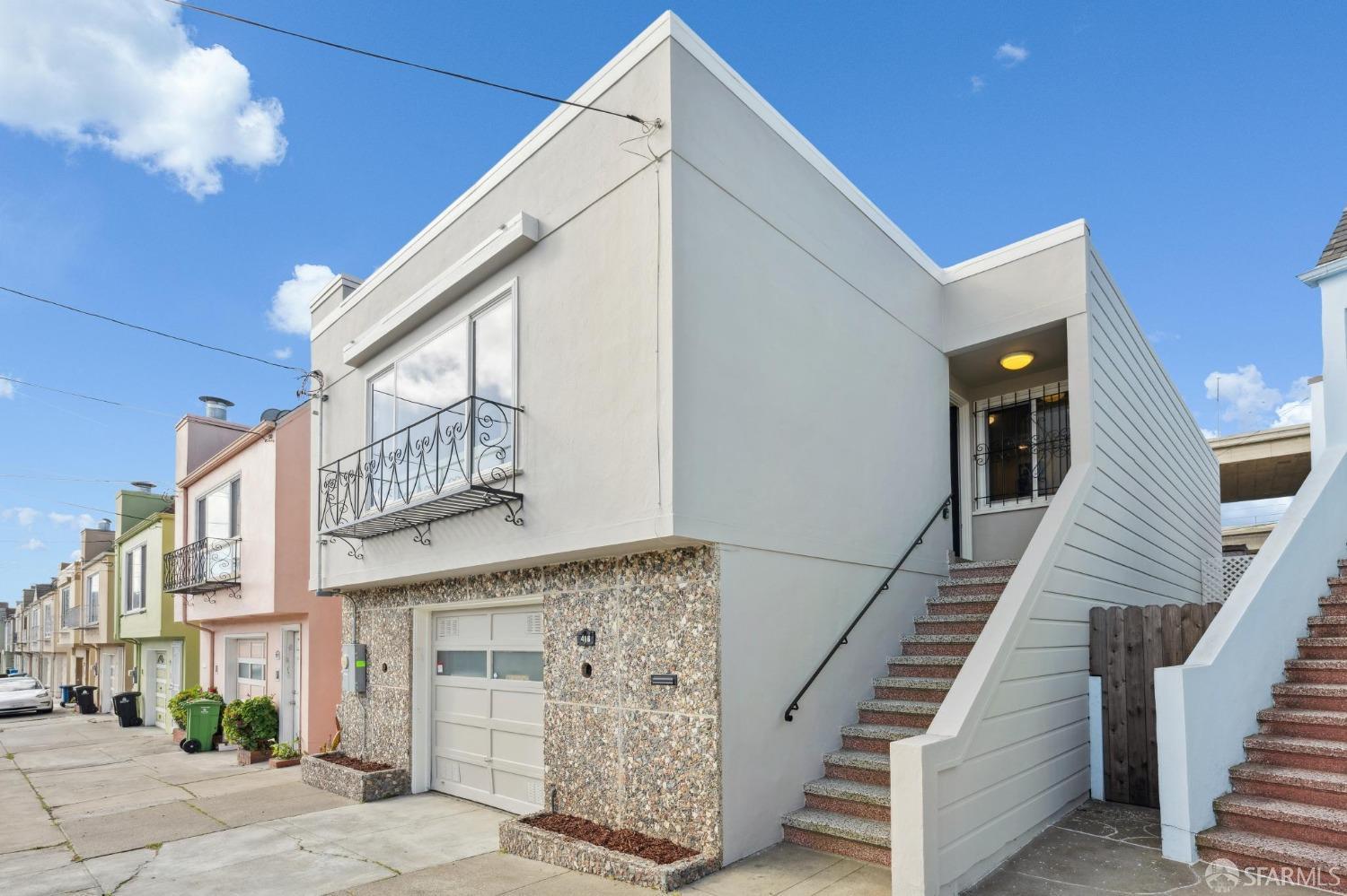 416 Elmira Street