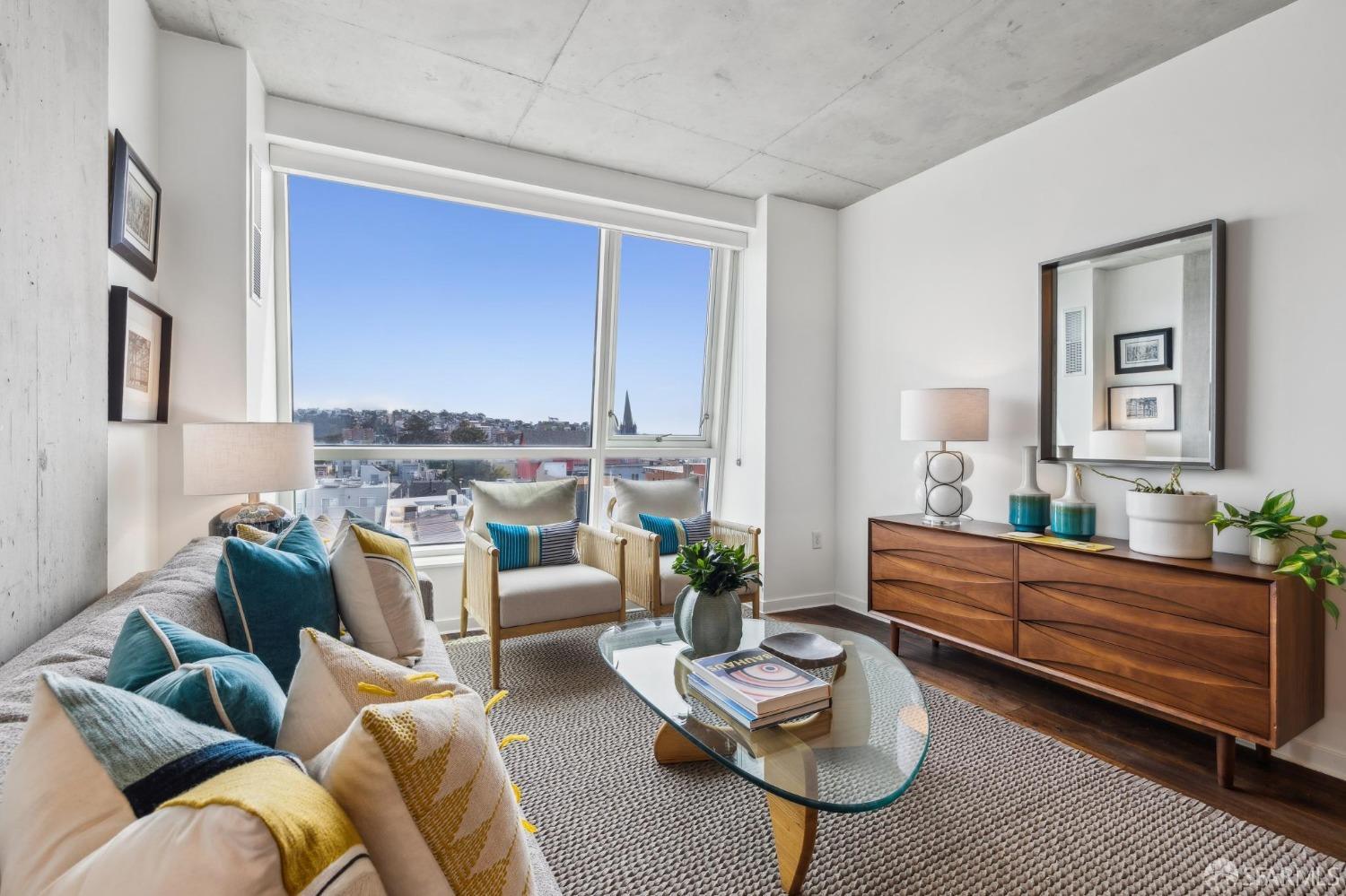 45 Bartlett Street # 603