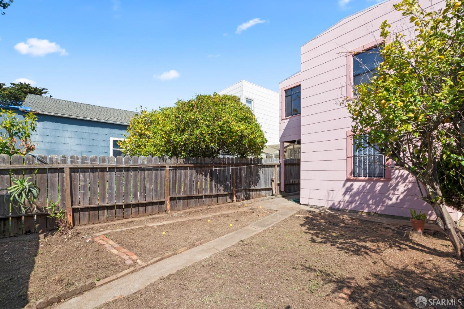 227 Arleta Avenue