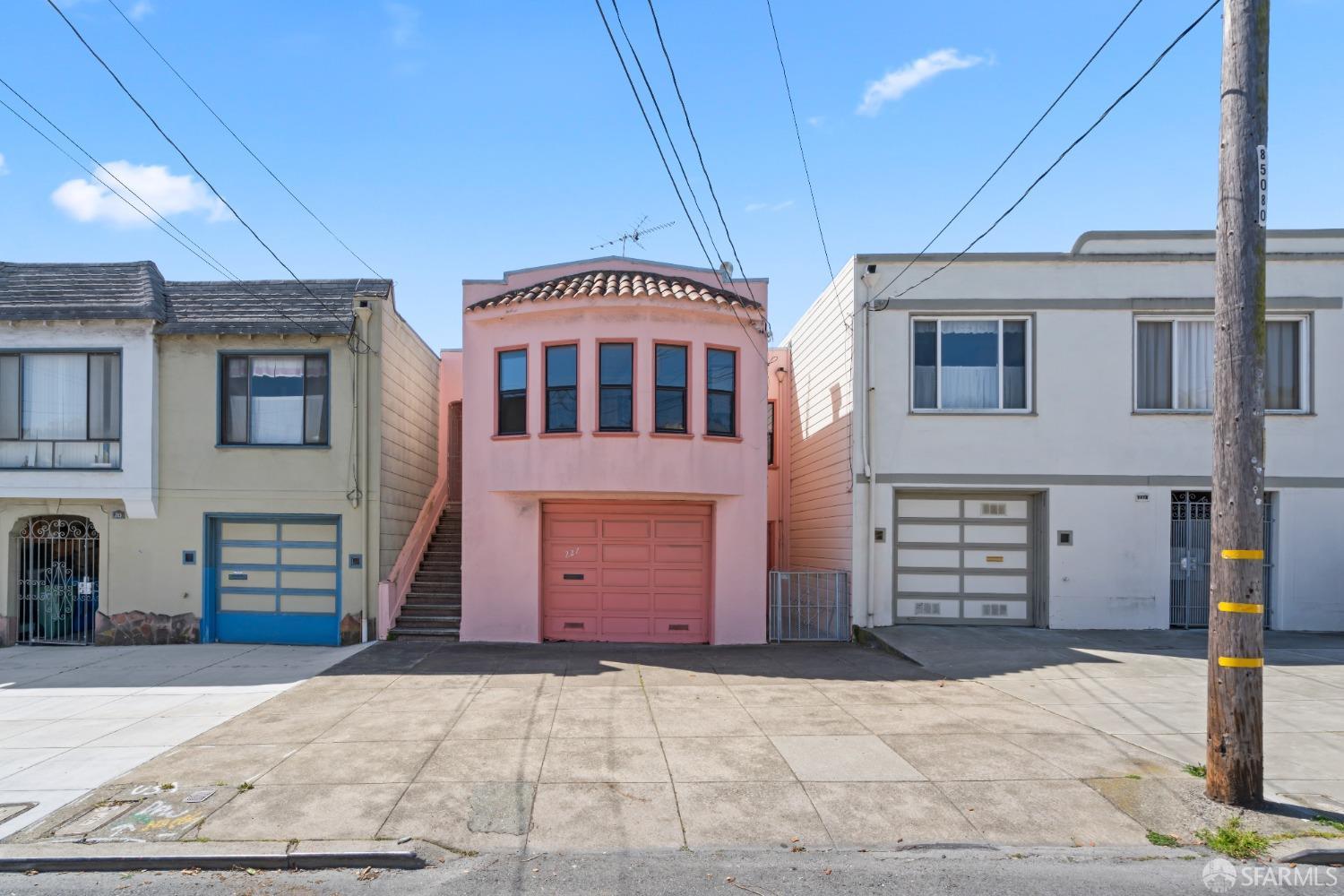 227 Arleta Avenue